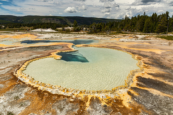 Doublet Pool - Upper Geyser Basin - Yellowstone National Park