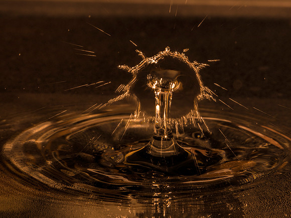 3 water drop collision
