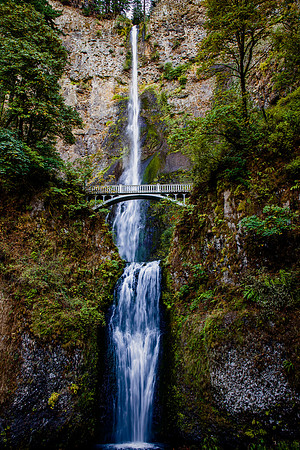 Multnomah Falls - Historic Columbia River Scenic Highway, Oregon